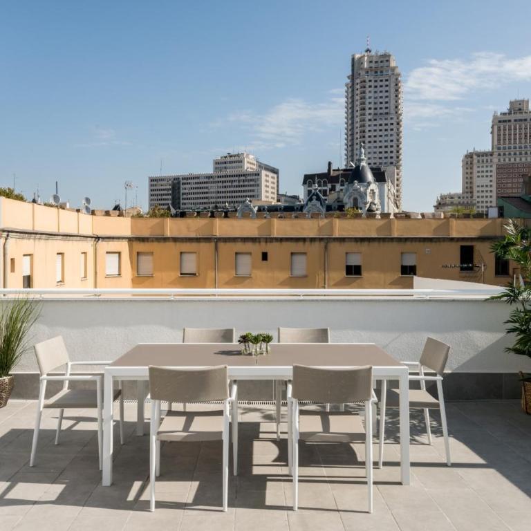 Amber Plaza de España Skyline - Grand Suite Terrace Skyline - 8