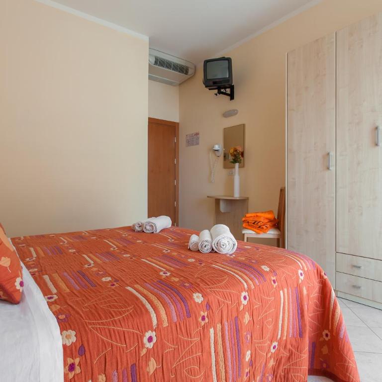 Hotel Giove dipendenza Hotel Fiamma - Camera Tripla Standard - 2