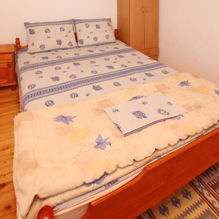 Vila As - Apartment with Balcony - 11