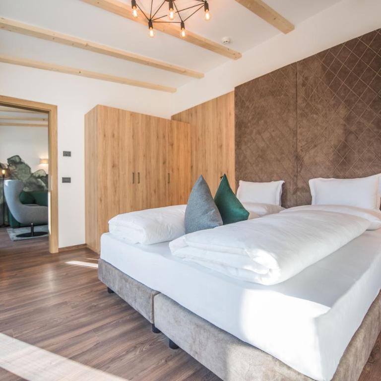 Vitaurina Royal Hotel - Suite con bañera de hidromasaje - 9