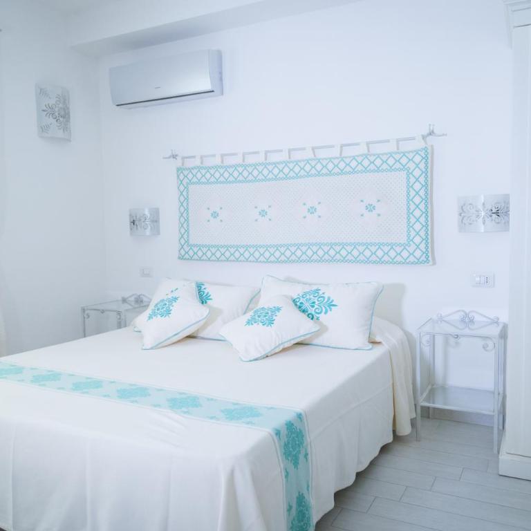 Hotel Regina Simius - Camera Matrimoniale/Doppia con Letti Singoli - Accesso Disabili - 3