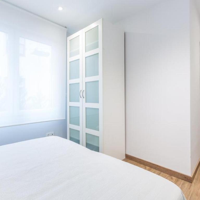 UBICACIÓN INMEJORABLE REFORMADO LUJO - Apartamento de 2 dormitorios - 19
