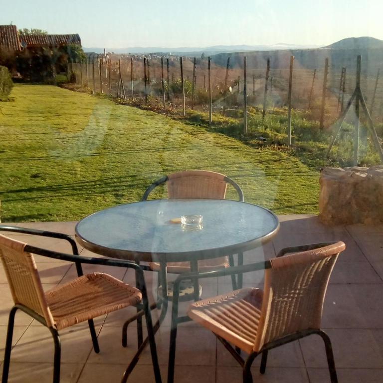 Hotel Altos de Tuqui - Family Room - 4