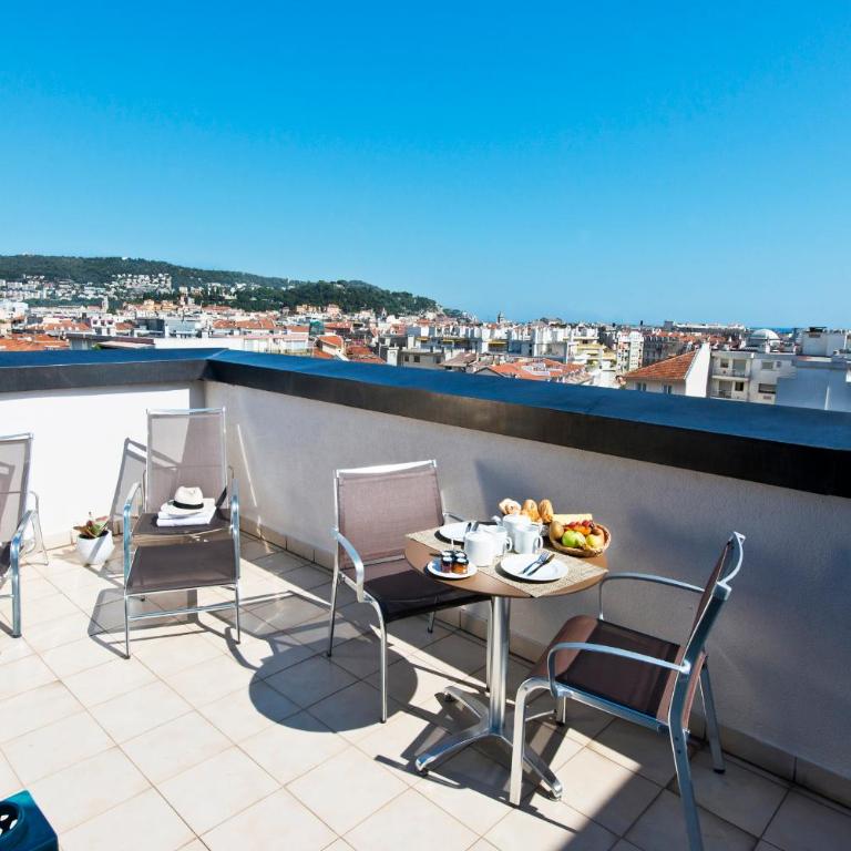 Holiday Inn Nice by IHG - Suite Lit King-Size – Non-Fumeurs - 1