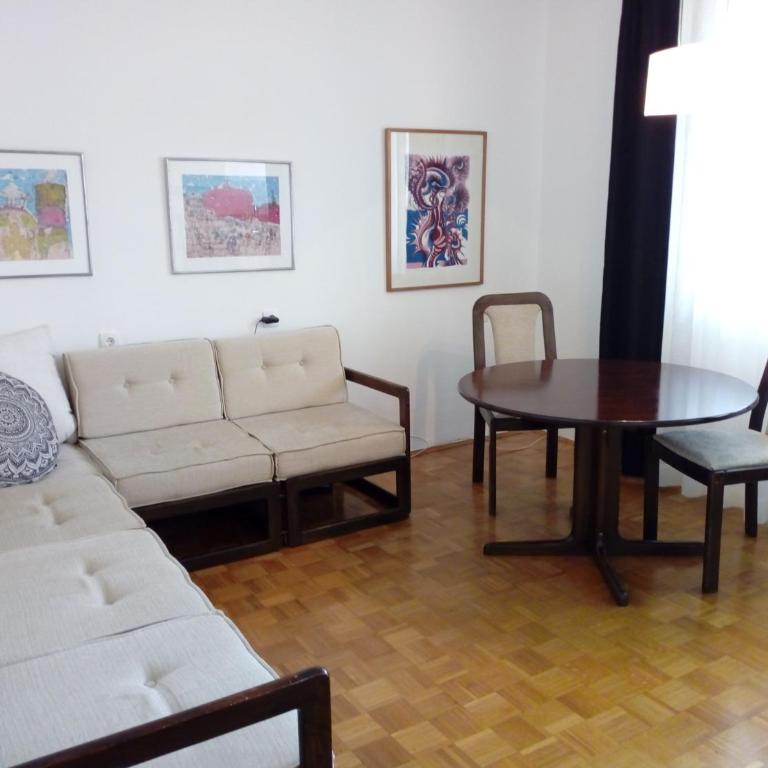 Apartment Palas - Two-Bedroom Apartment - 1