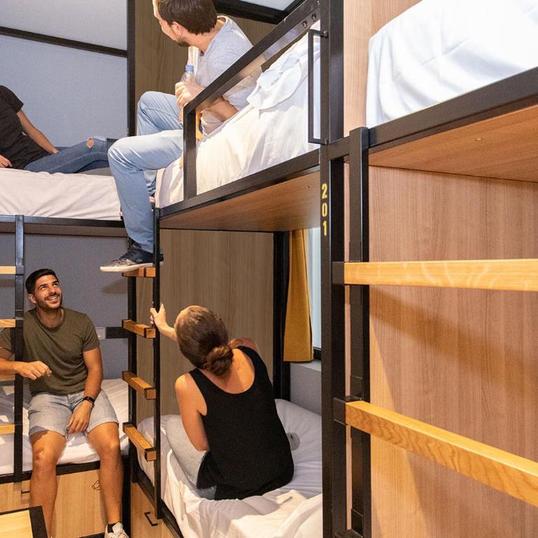 Petit Hostel La Latina - Bed in 6-Bed Mixed Dormitory Room - 5