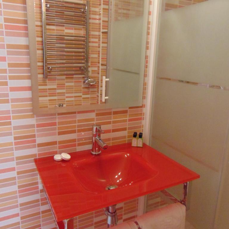 Hotel Libertador - Twin Room - 5