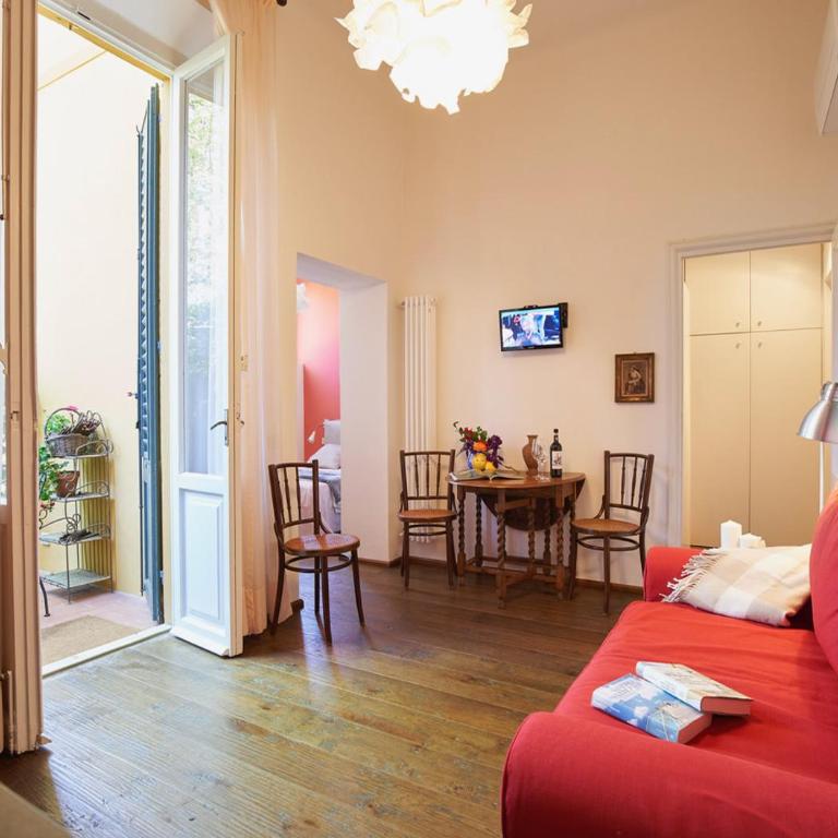 Green Nest Apartments - One-Bedroom Apartment - 10