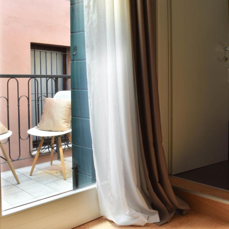 Welc-oM Casa Anna - Appartamento con 2 Camere da Letto - Via Seminario, 6 - 9