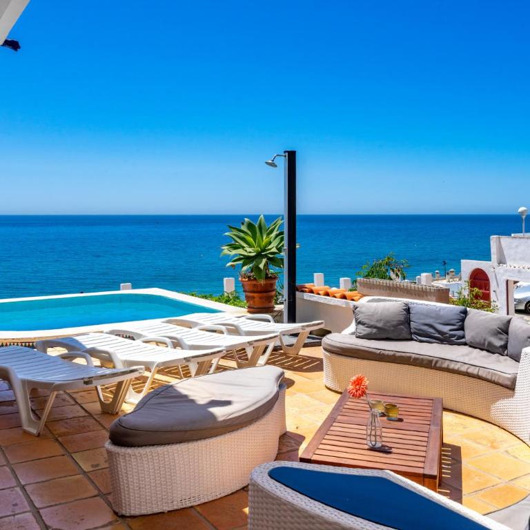 Stunning Beachclose Villa by Costarentals - Ref 03 - Villa - 4