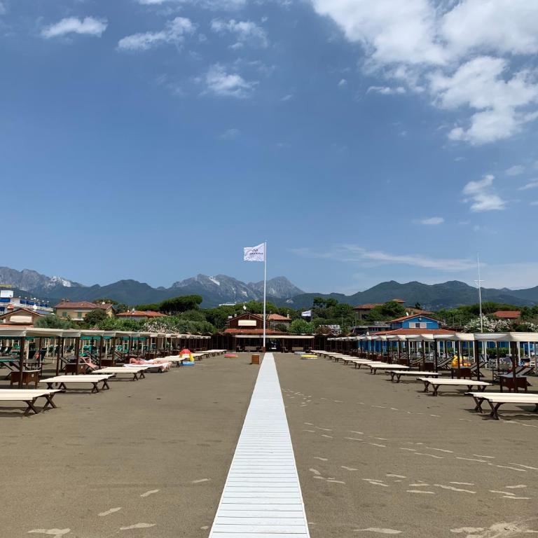 Exclusive Loft 300mt by the sea Forte dei Marmi - Villa - 39