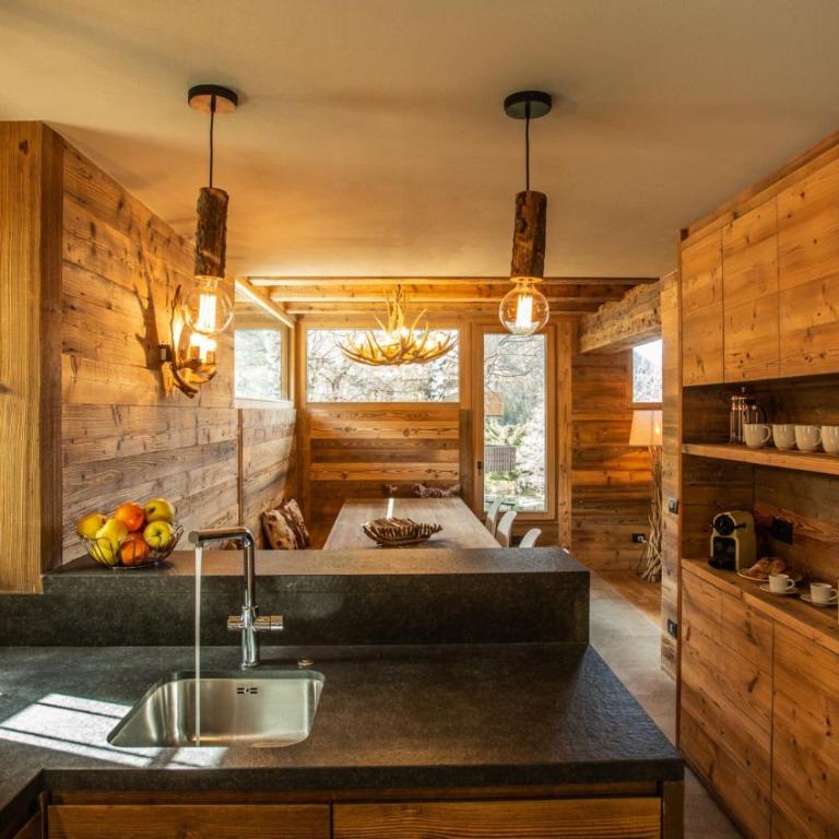 HelloChalet - Chalet Seventy One - Larger Family Ski Chalet in the center - Superior Chalet - 29