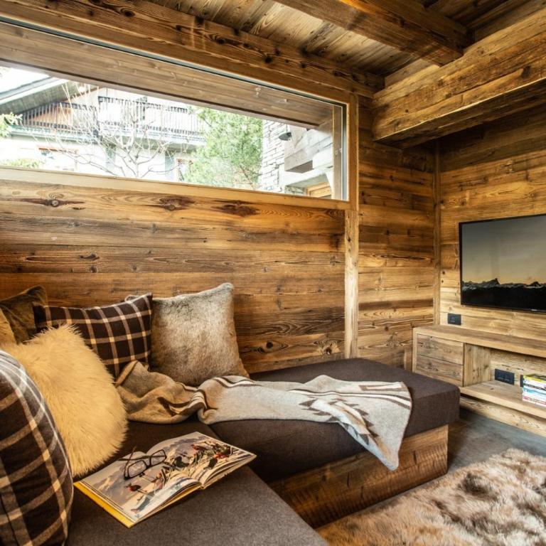 HelloChalet - Chalet Seventy One - Larger Family Ski Chalet in the center - Superior Chalet - 17