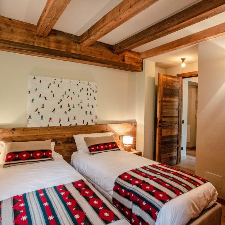 HelloChalet - Chalet Seventy One - Larger Family Ski Chalet in the center - Superior Chalet - 45