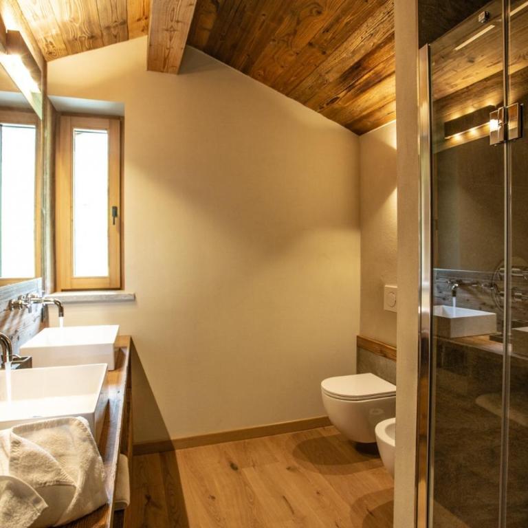 HelloChalet - Chalet Seventy One - Larger Family Ski Chalet in the center - Superior Chalet - 43