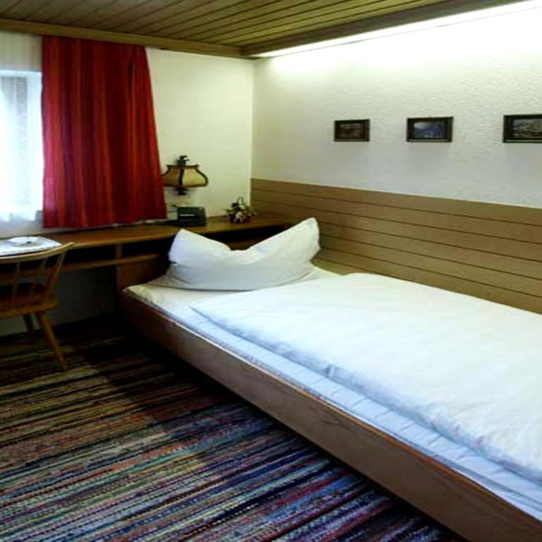 Pension Stubachblick - Einzelzimmer mit Gemeinschaftsbad - 1