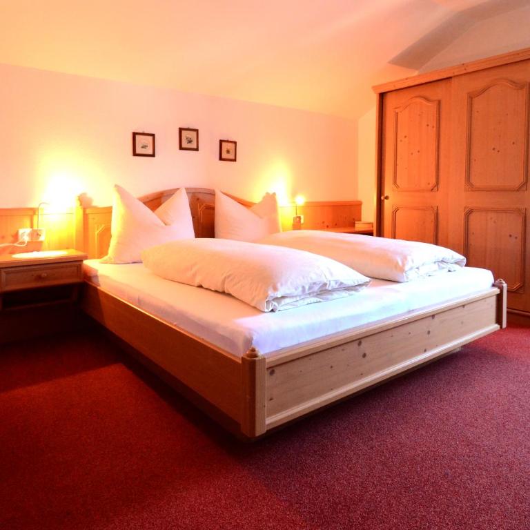 Haus Magdalena - Doppelzimmer mit Balkon 1 - 1