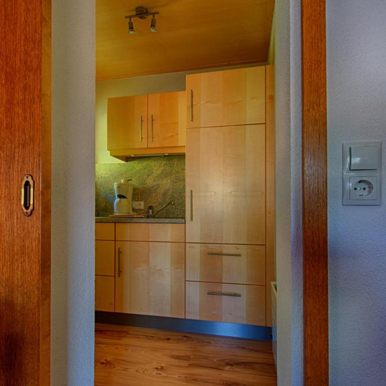 Garni Fischer - Apartment mit 1 Schlafzimmer und Balkon - 11