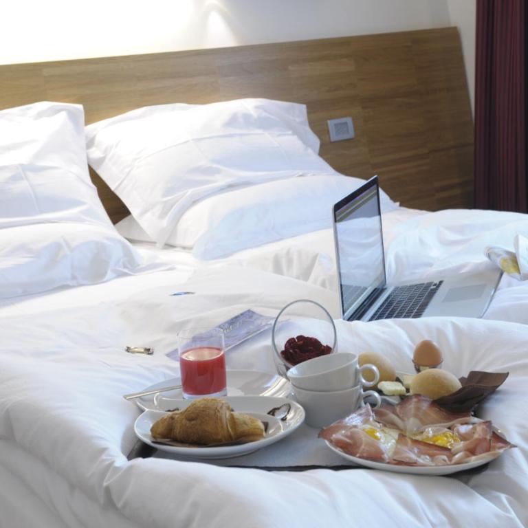 Al Marinaio Hotel Garni - Family Room with two Bedrooms - 10