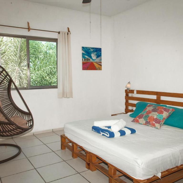 Beautiful Private Villa for 16 PAX with garden, BBQ and pool, Playa del Carmen - Six-Bedroom House - 8