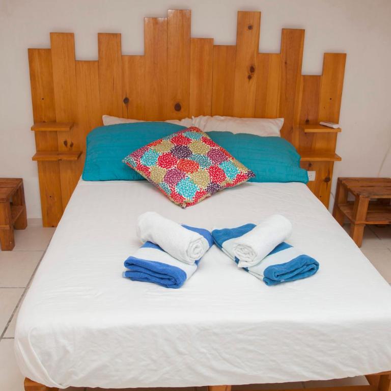 Beautiful Private Villa for 16 PAX with garden, BBQ and pool, Playa del Carmen - Six-Bedroom House - 12