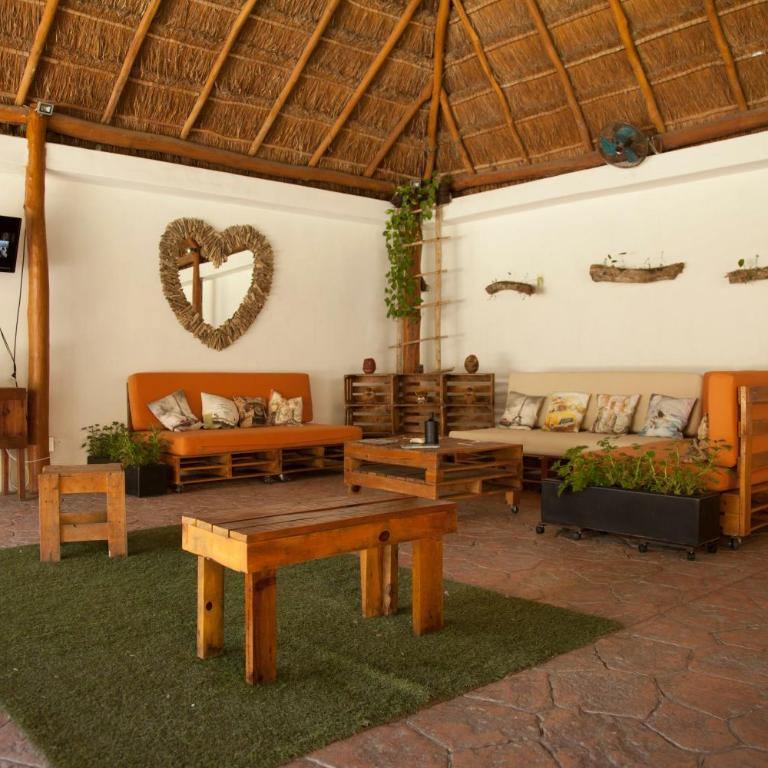 Beautiful Private Villa for 16 PAX with garden, BBQ and pool, Playa del Carmen - Six-Bedroom House - 37