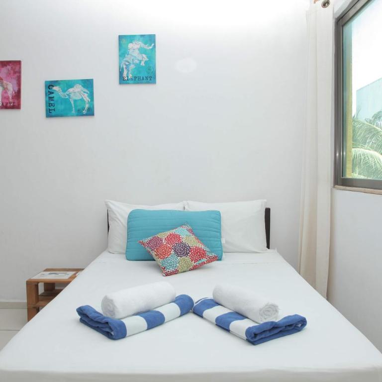 Beautiful Private Villa for 16 PAX with garden, BBQ and pool, Playa del Carmen - Six-Bedroom House - 24
