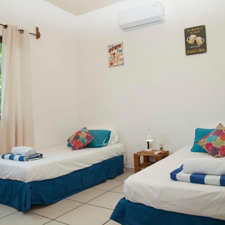 Beautiful Private Villa for 16 PAX with garden, BBQ and pool, Playa del Carmen - Six-Bedroom House - 11