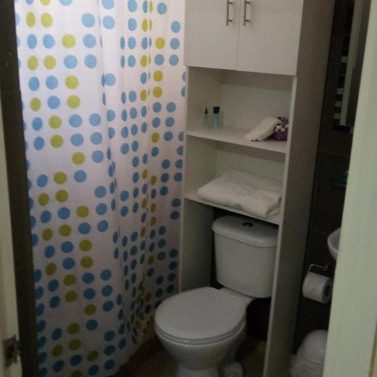 Hostal Los Castaños - Habitación Individual con baño privado - 4