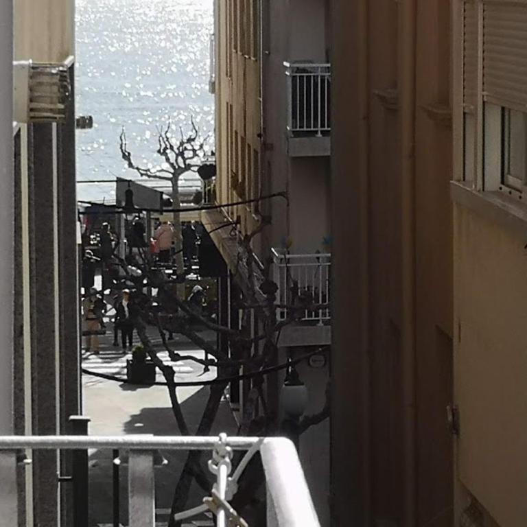 Fantástico Apartamento en el centro de Blanes y a 150mts de la Playa - Apartamento de 3 dormitorios - 21
