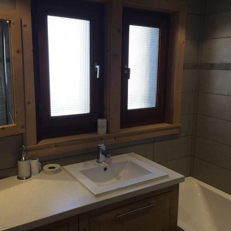 Luxury Apartment, 350m to ski lift, south facing, close to town centre - Apartment mit 2 Schlafzimmern - 29