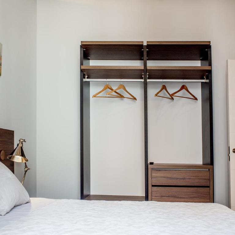 Apartamentos Turisticos Moret 11 - 2A - Three-Bedroom Apartment - 7