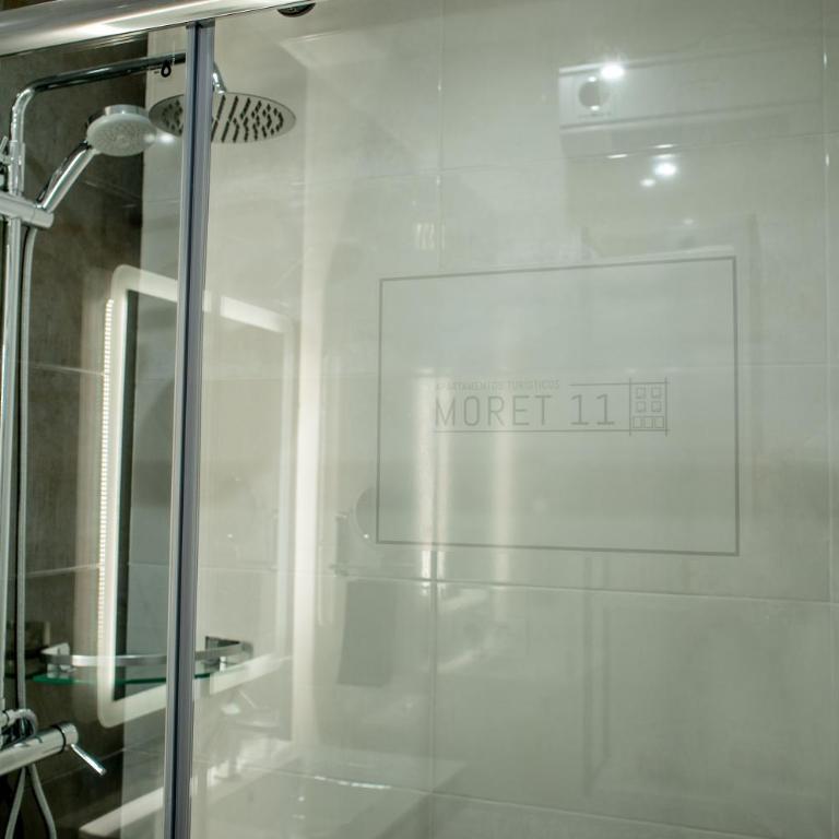 Apartamentos Turisticos Moret 11 - 2A - Three-Bedroom Apartment - 28