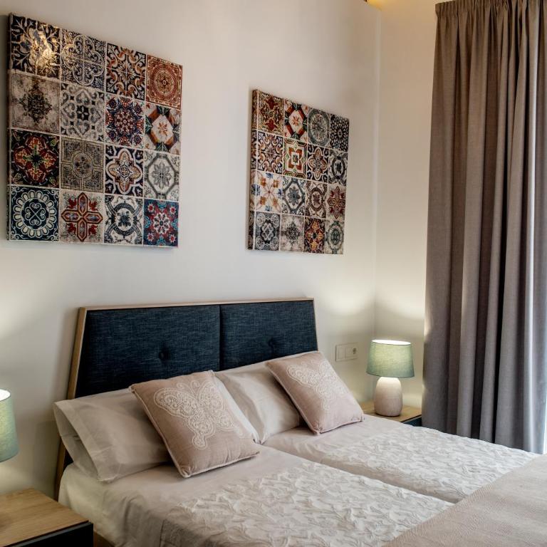 Apartamentos Turisticos Moret 11 - 2A - Three-Bedroom Apartment - 33