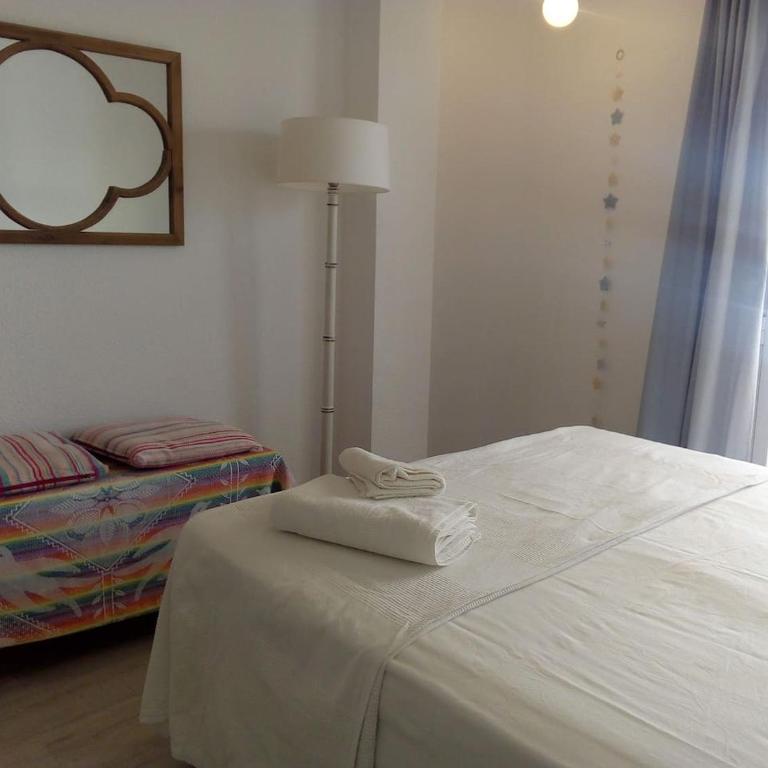PRECIOSO ATICO JUNTO A LA MAGDALENA - One-Bedroom Apartment - 5