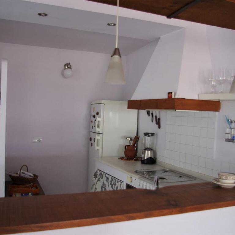PRECIOSO ATICO JUNTO A LA MAGDALENA - One-Bedroom Apartment - 6