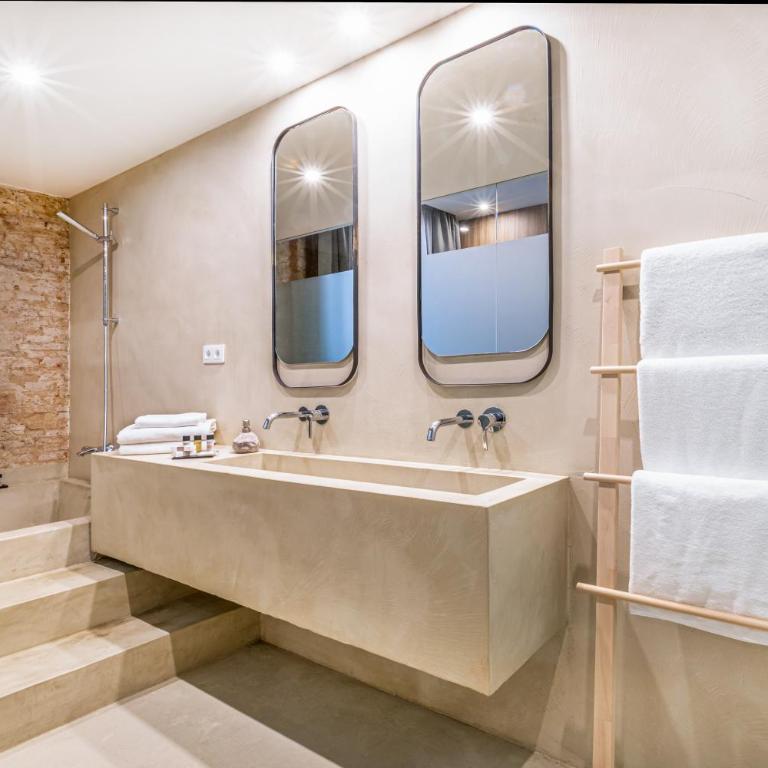 Casa Lirio by Blossom Hotels - Superior Family Room - 1