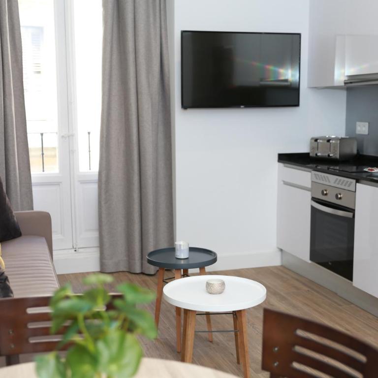 New Point Opera - Apartamento Superior - 1