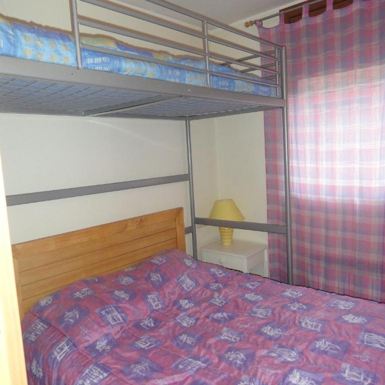 Sol Tarter - Two-Bedroom Apartment (4 Adults+1 child) - 5