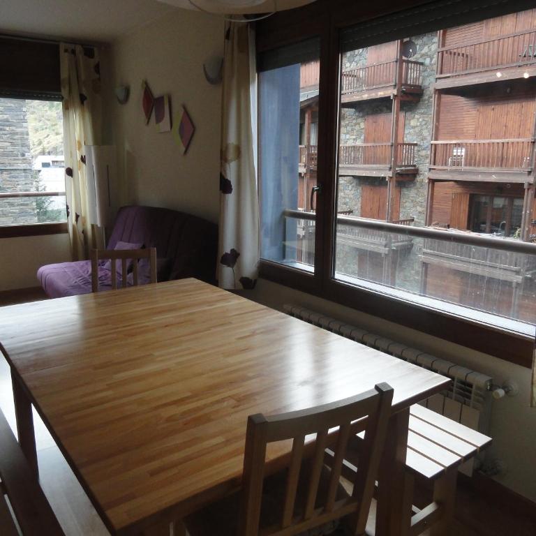 Sol Tarter - Two-Bedroom Apartment (4 Adults+1 child) - 17