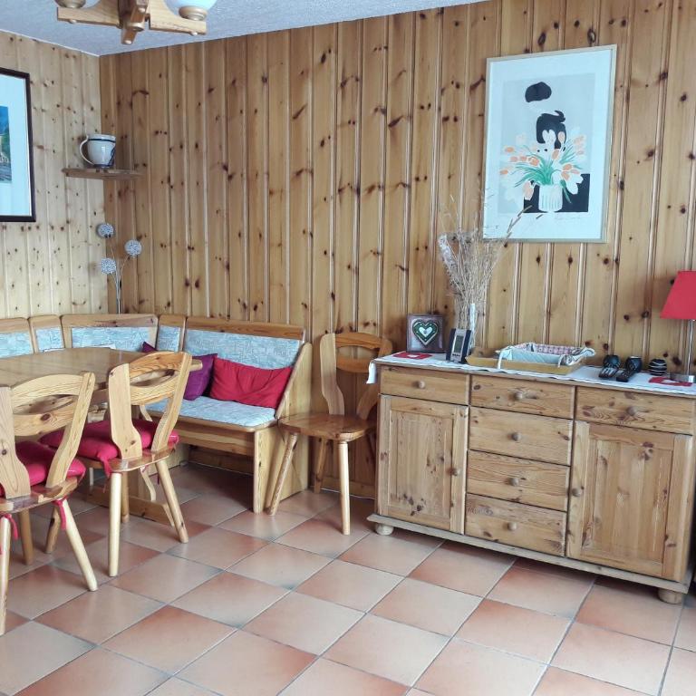 Le Panda - Two-Bedroom Apartment - 2