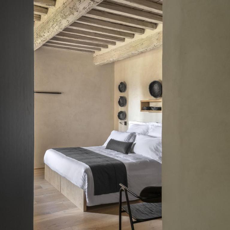 Badia di Pomaio, Tuscan Resort- Small Luxury Hotels of the World - Camera Superior Matrimoniale/Doppia con Letti Singoli con Vista Città - 6