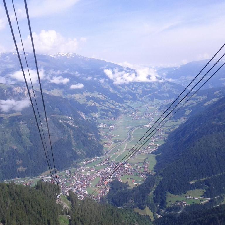 Kama Alm - Chalet mit Balkon und Terrasse - 22