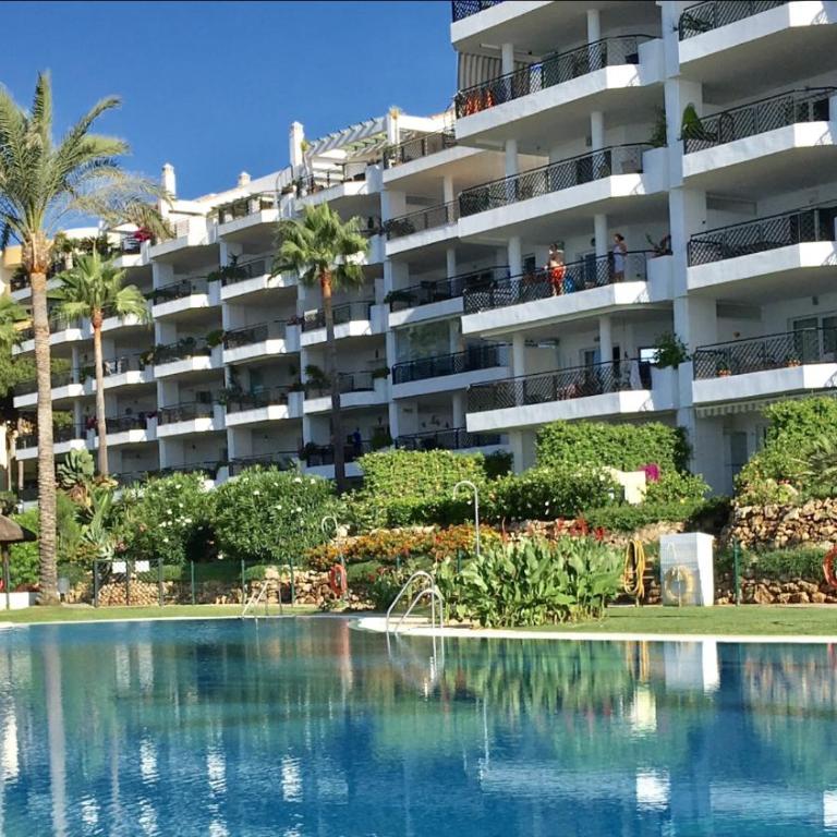 MI CAPRICHO Beachfront 400 - Apartment With Sea Views Costa del Sol - Two-Bedroom Apartments - 21