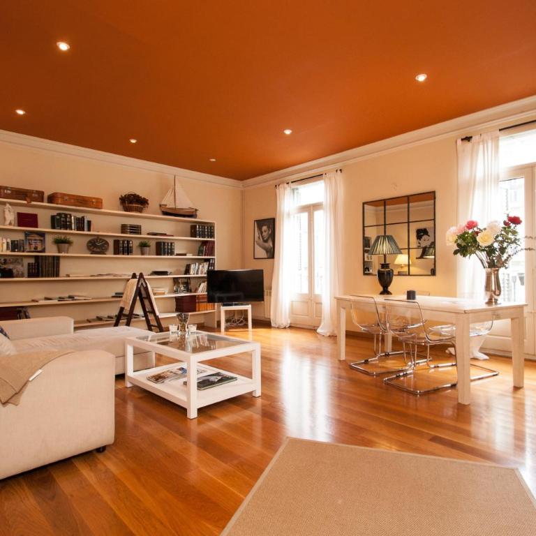 BCN Apartments 41 - Two-Bedroom Apartment - 15