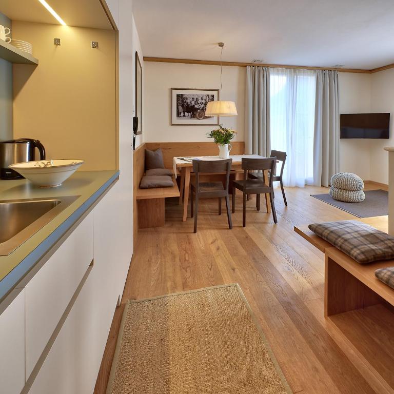 Residence Zur Post Sexten - Apartment mit Blick auf die Berge - 1