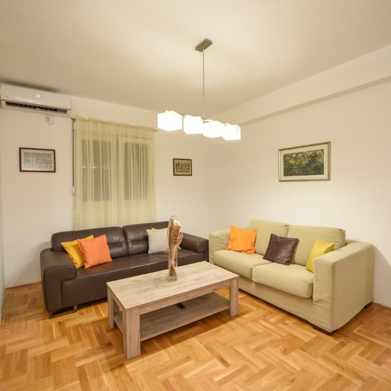 Enigma - One-Bedroom Apartment - 2