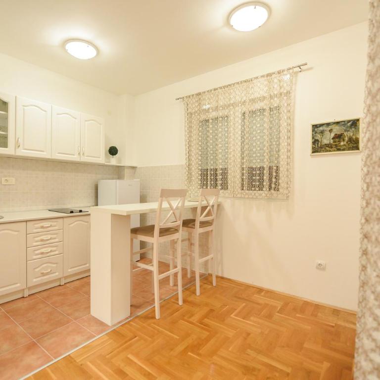 Enigma - One-Bedroom Apartment - 5