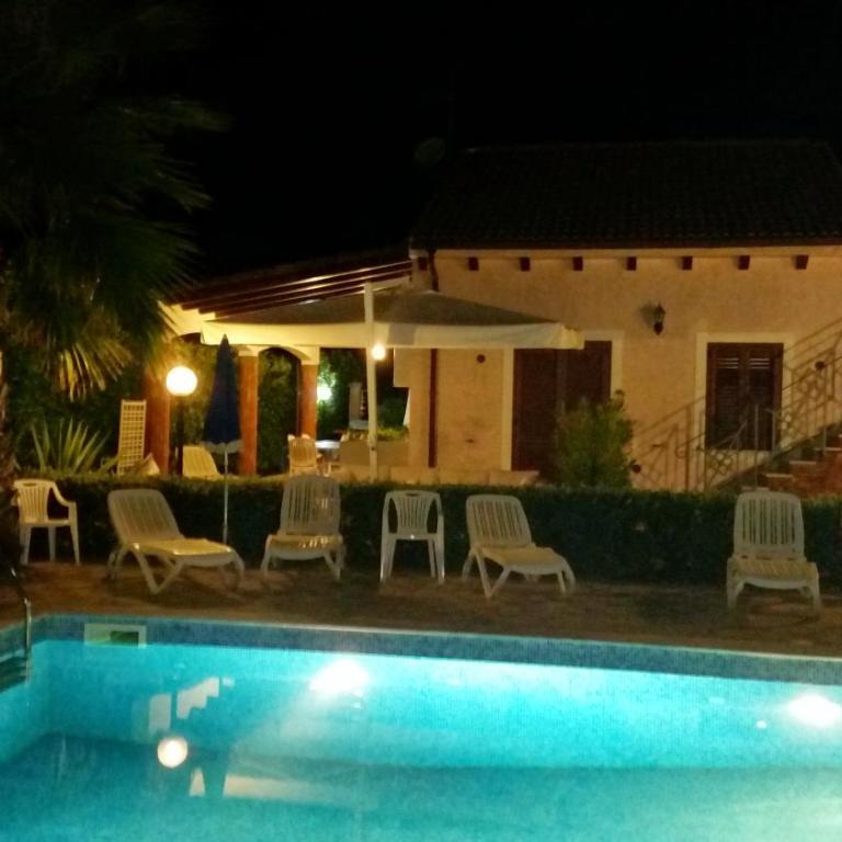 Mansarda con Vista Piscina - Haus mit 1 Schlafzimmer - 42