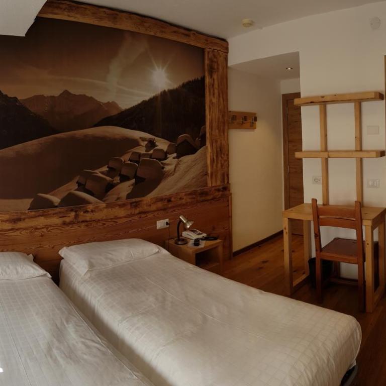 Albergo Soldanella - Camera Tripla - 2
